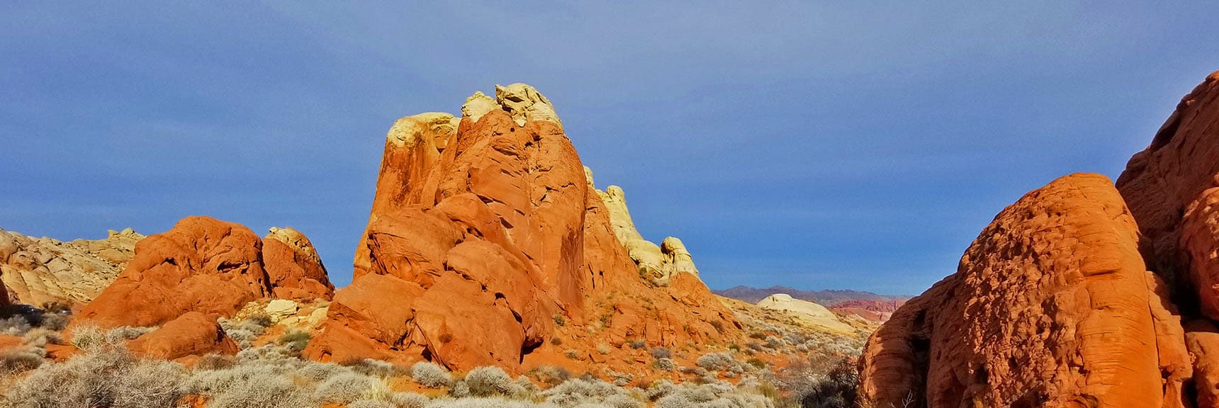 Rock Formations Along Rainbow Vista Trail in Valley of Fire State Park, Nevada