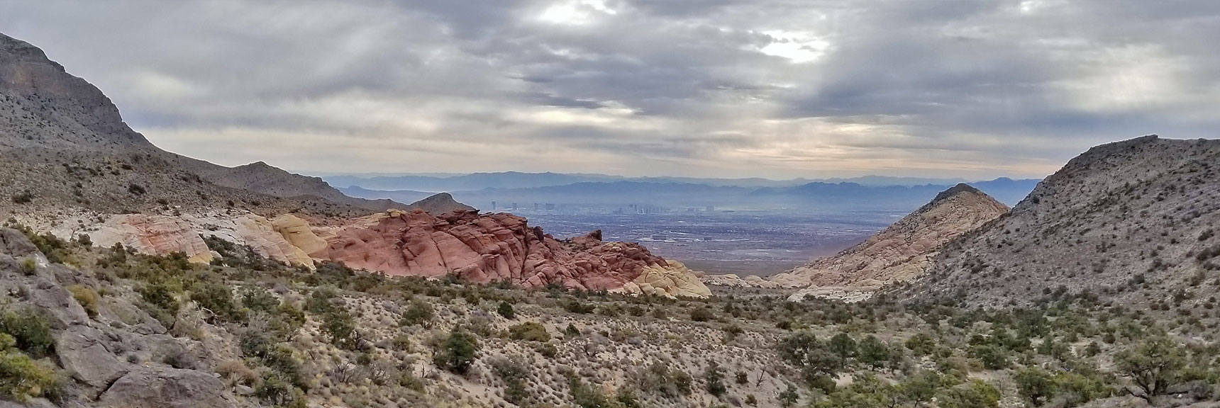 Upper Calico Hills in Calico Basin, Nevada 001