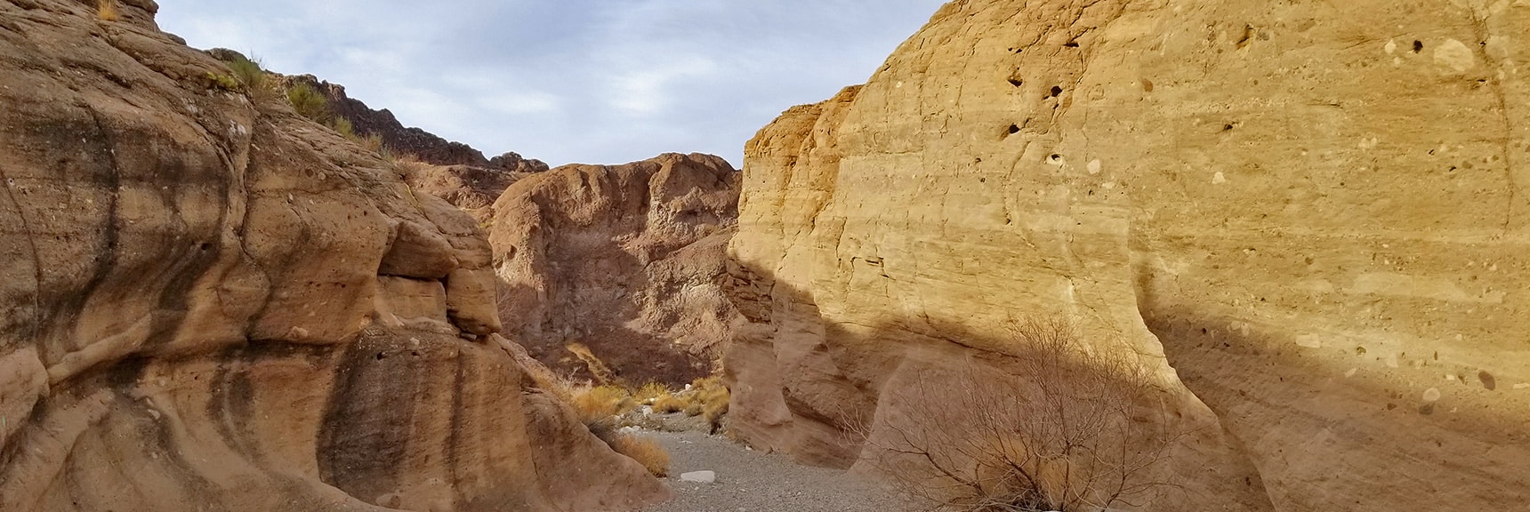 Continuing Down White Rock Canyon Toward Liberty Bell Arch Trail | Arizona Hot Spring | Liberty Bell Arch | Lake Mead National Recreation Area, Arizona