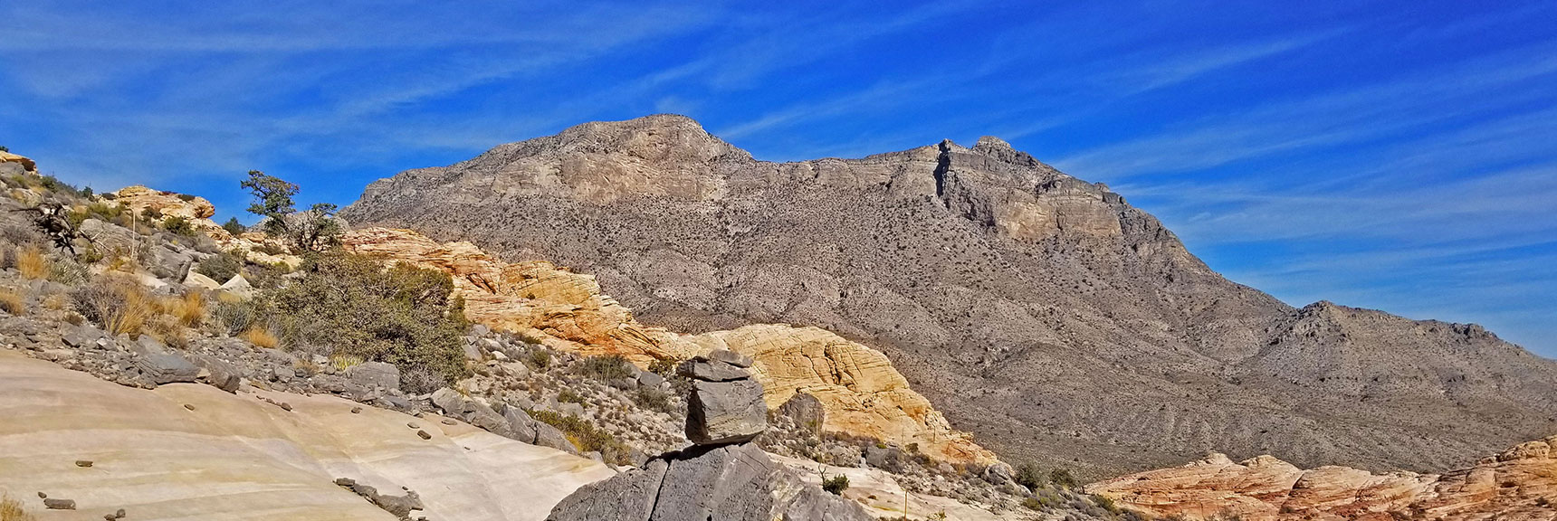 Damsel Peak Comes into View | Kraft Mountain, Gateway Canyon Loop, Calico Basin, Nevada