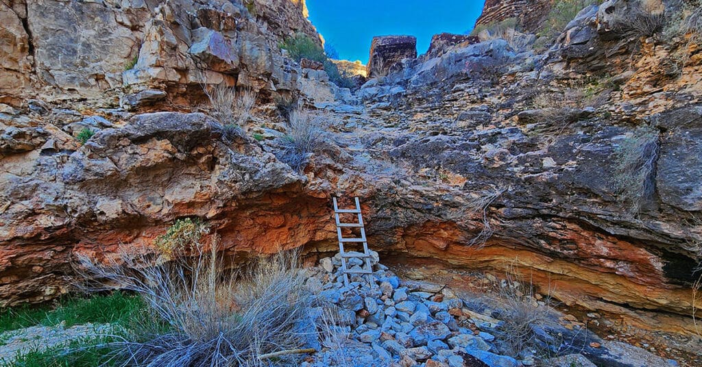 Fossil Canyon | Cowboy Canyon | Blue Diamond Hill, Nevada