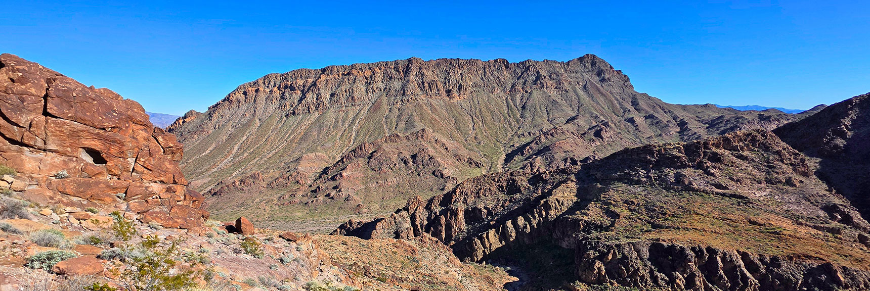 Enjoy an Eagle's View of the Eldorado Wilderness from This Incredible Mesa! | Mohave Overlook | Eldorado Wilderness, Nevada