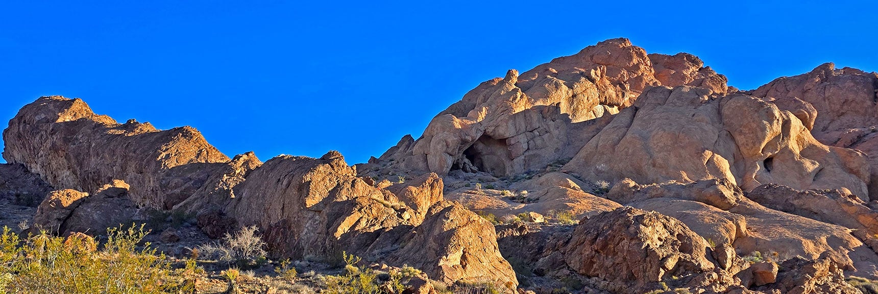 Notice a Cave Opening Above and Left of Wash. We'll Return to Cave Arch. | Murl Emery Arch | Eldorado Wilderness, Nevada