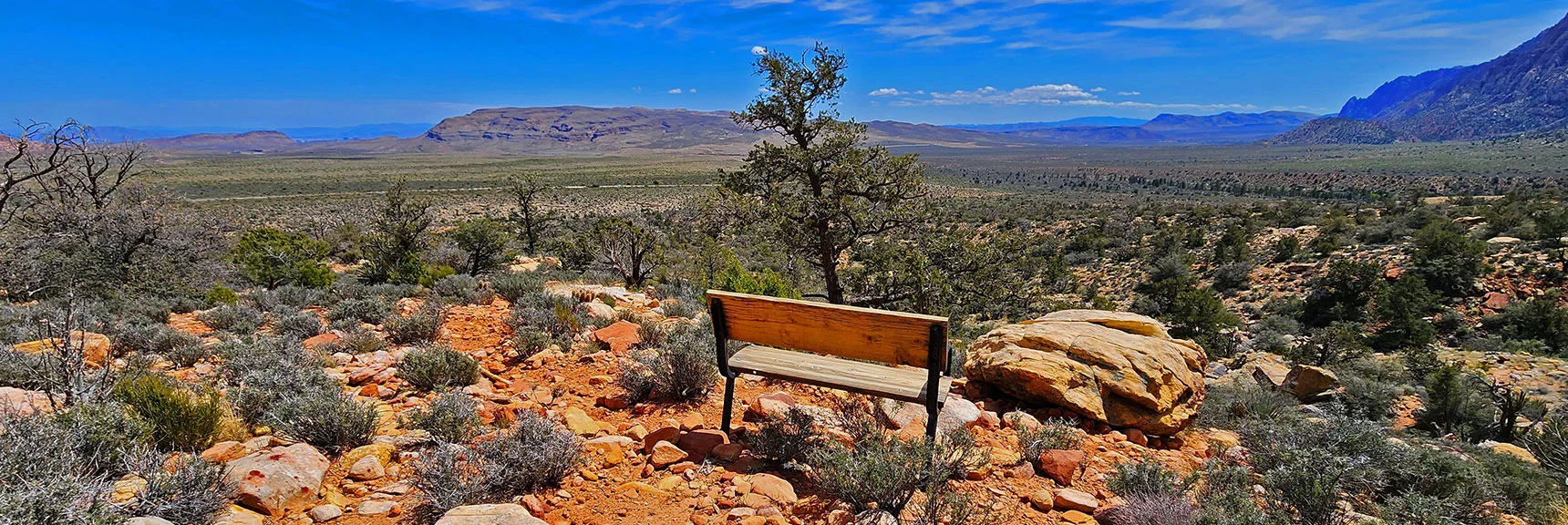 This Would Make a Great Vantage Point for Viewing the Sunset | Dales Trail | Red Rock Canyon National Conservation Area, Nevada | David Smith | LasVegasAreaTrails.com