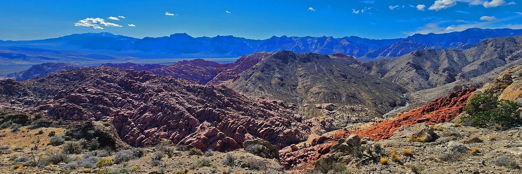 View West. Pink Goblin Loop Circles Brown New Peak (Center). | Gray Cap Ridge / Brownstone Basin Loop | La Madre Mountains Wilderness, Nevada