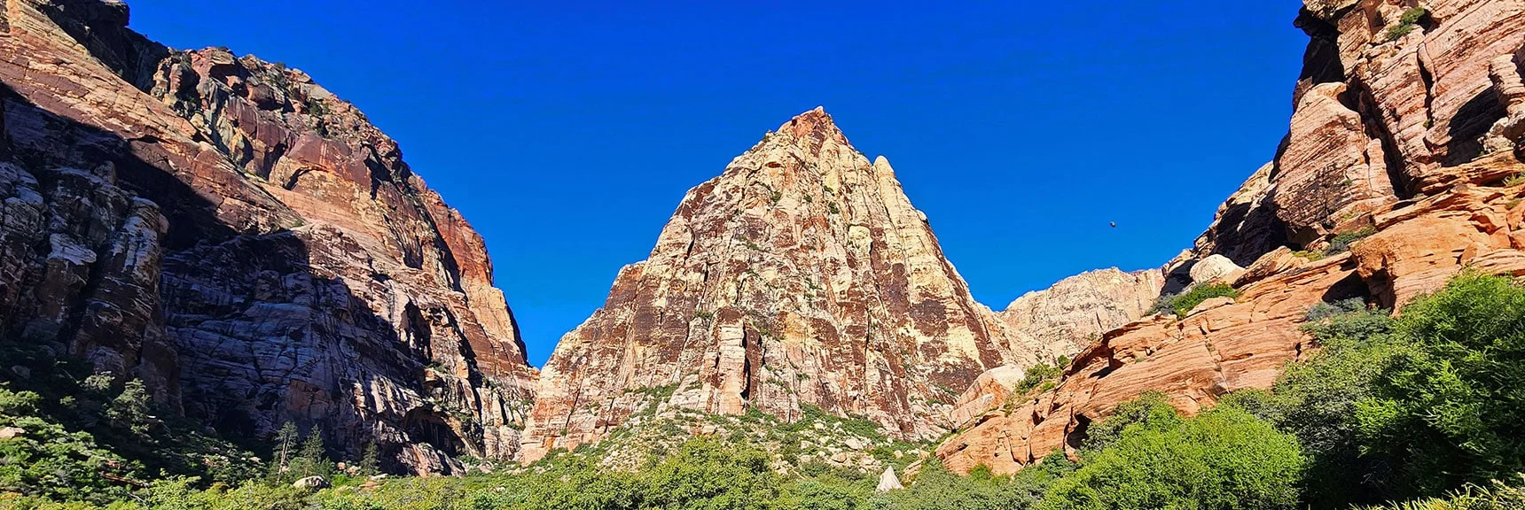 Mescalito Pyramid Divides Pine Creek Canyon into North (right) and South (left) Forks | Rainbow Mt via Pine Creek & Oak Creek Canyons, Nevada