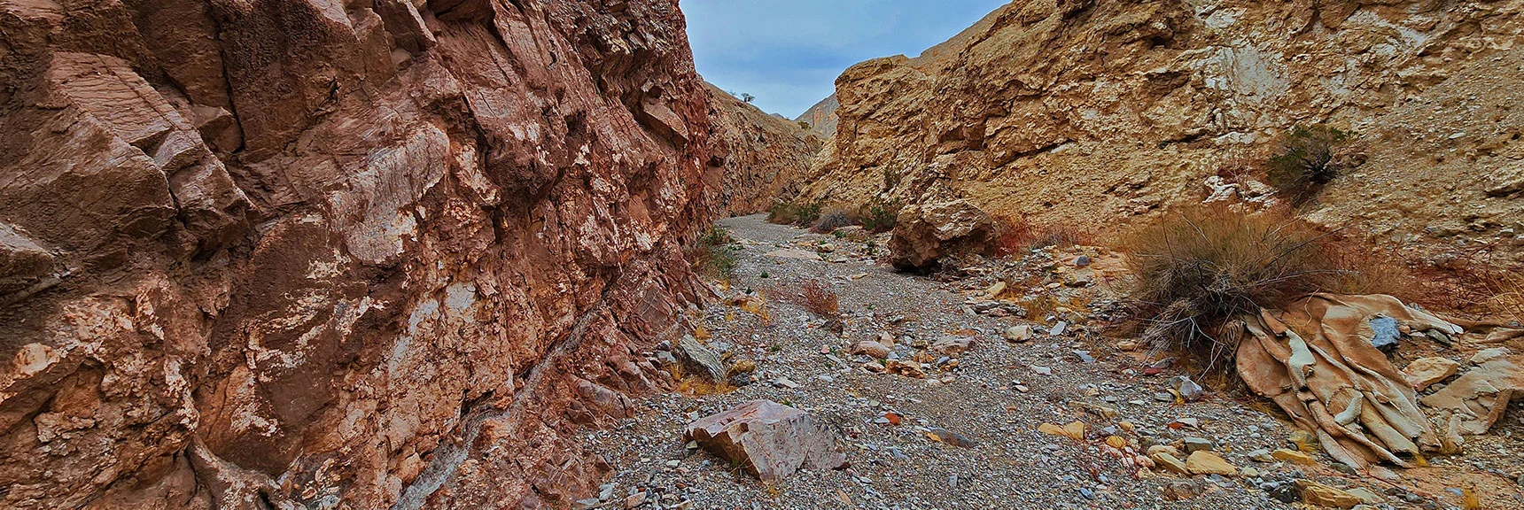 Turn Right into the Magical "Frenchman Mountain Narrows" in the Wash Below. | Frenchman Mt East Approach Loop | Near Lake Mead National Recreation Area, Nevada